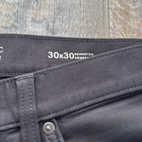 Banana Republic | Skinny Traveler Pants - Picture 8 of 14